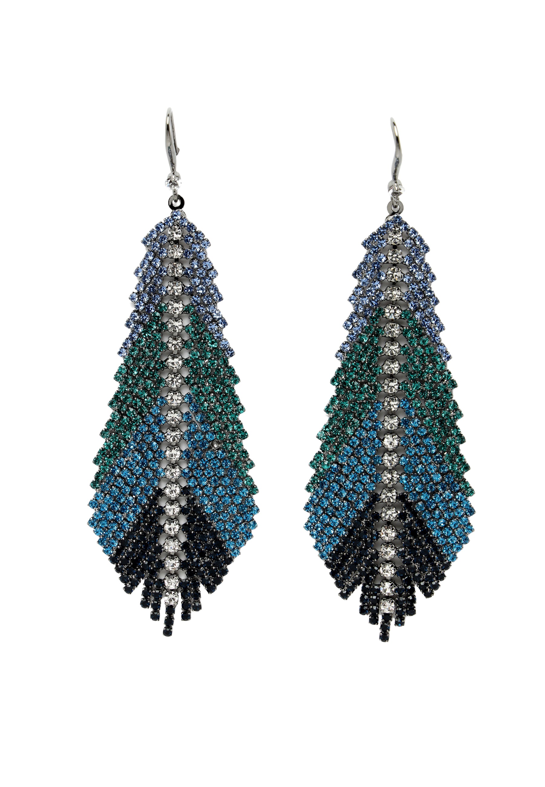 Criostail Cleite Earrings Studded