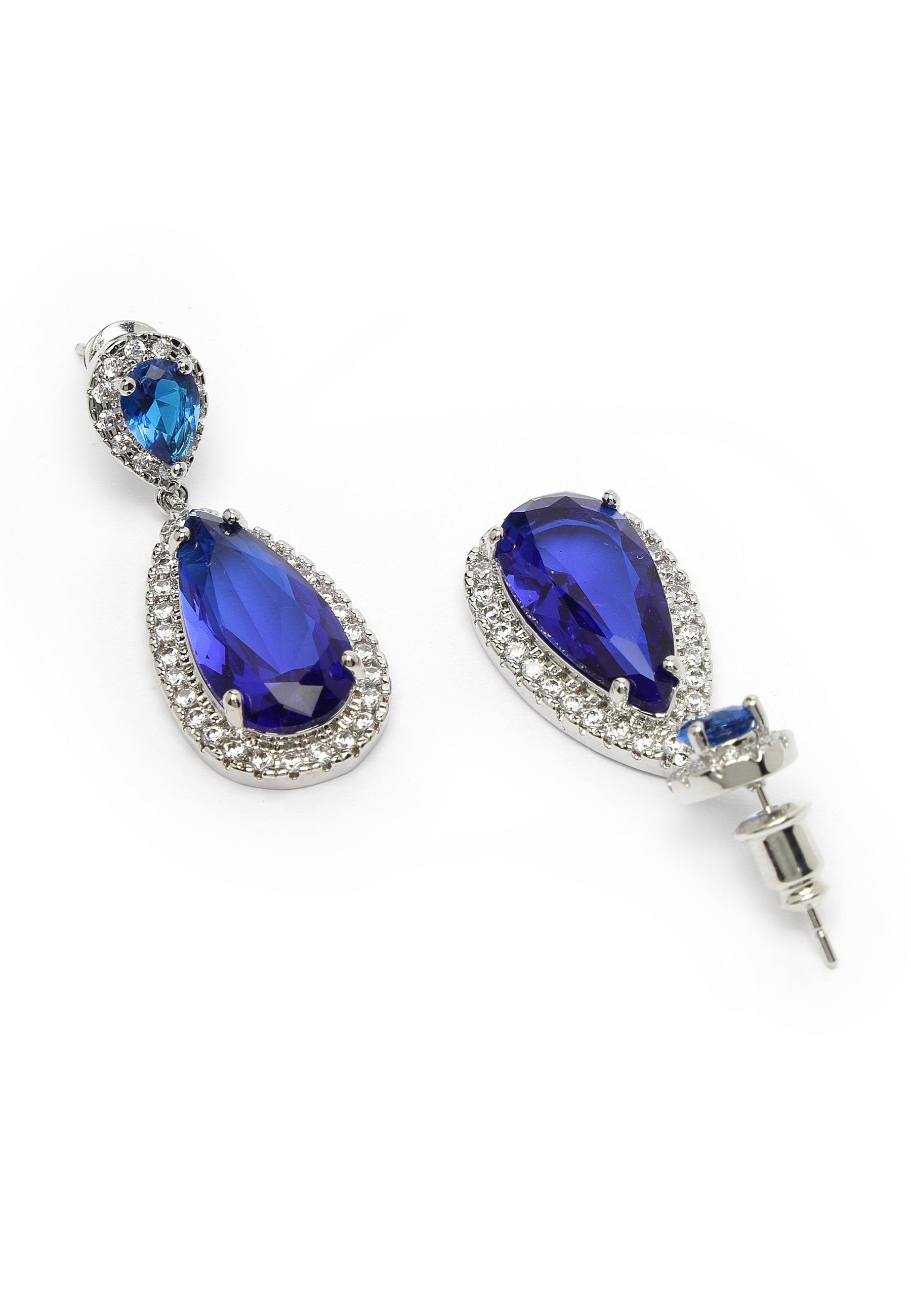 Boucles d'oreilles pendantes en zircone bleue