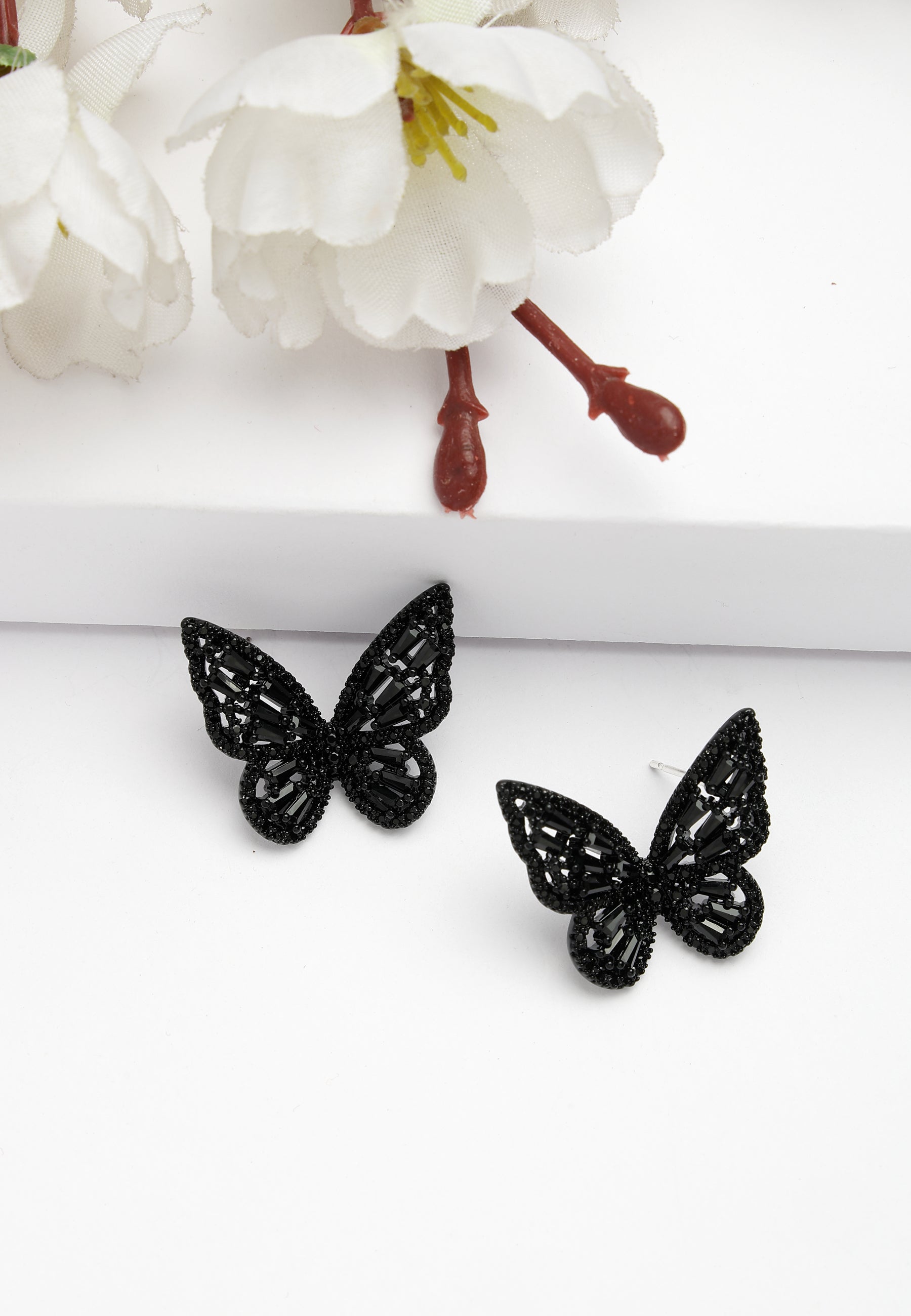 Pendientes de mariposa