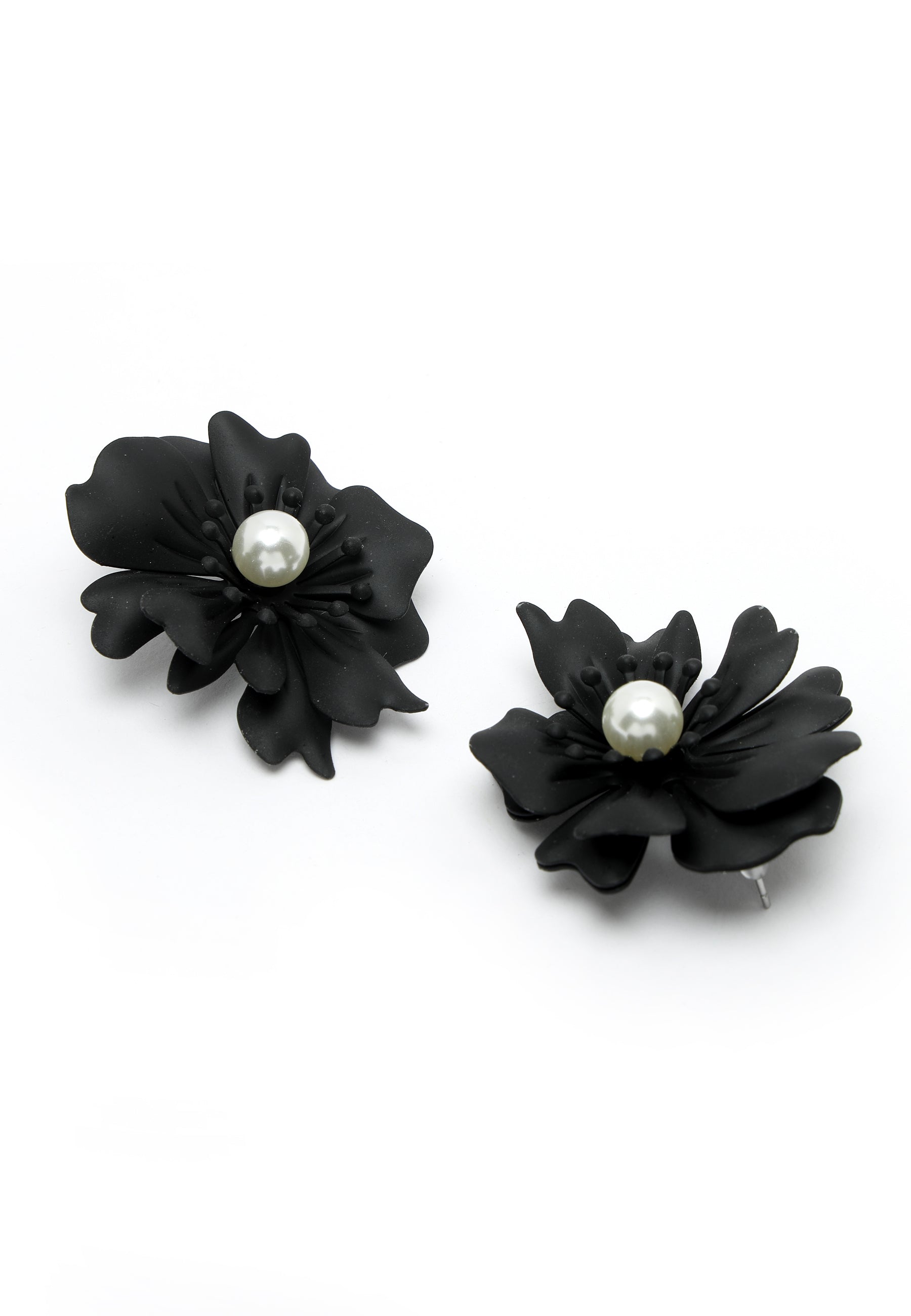 Boucles d'oreilles clous noires Blooming Daisy