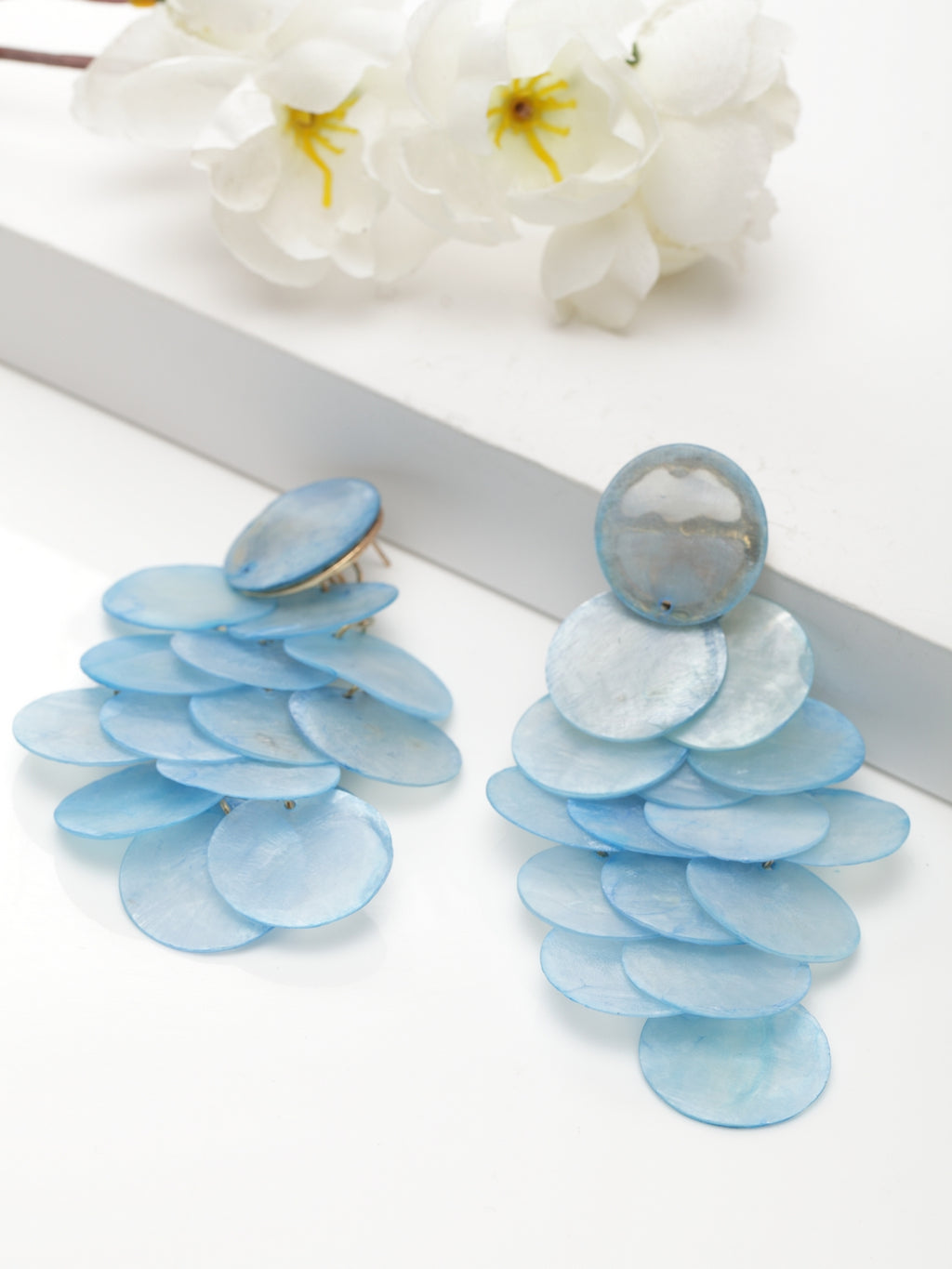 Fashion Statement Hawaii Beach Blue Sea Shell Conch Teardrop Earrings